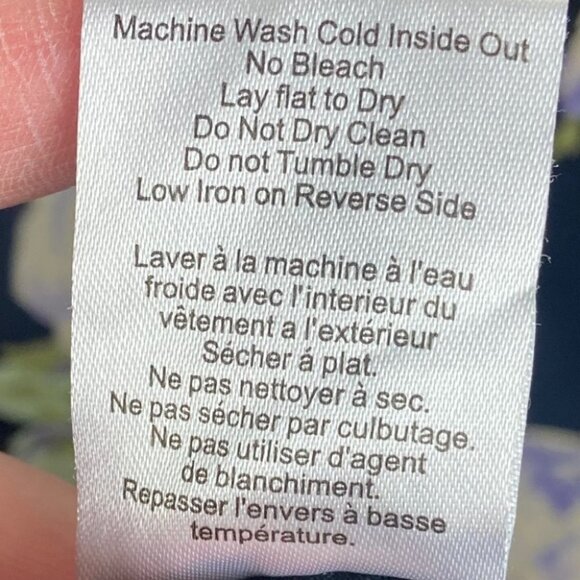 Aritzia Talula‎ Floral Mini Pencil Skirt Womens Size Medium Cotton Spandex Black - Picture 5 of 6